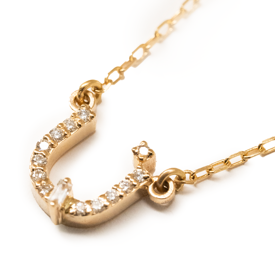 CA–LOVE–GRAPHY NECKLACE - SINGLE LETTER - PAVED - ن