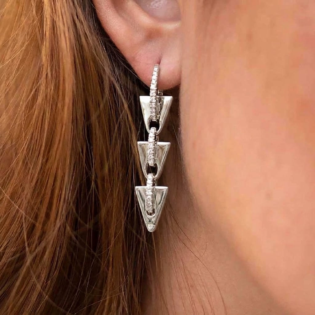GOLDEN - PALM MOTIF EARRINGS -PAVE IN DIAMONDS - WHITE GOLD