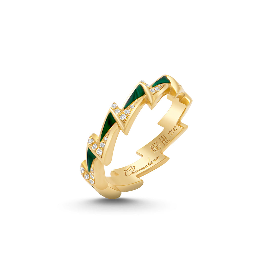 Energy Band Ring Green Agate Framed In Diamonds Yellow Gold